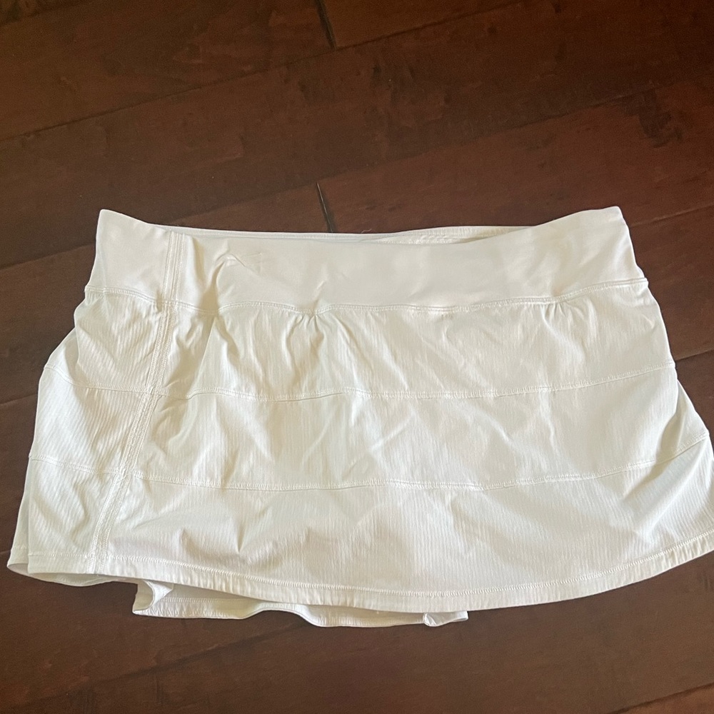 Pace Rival Mid-Rise Skirt (lululemon)